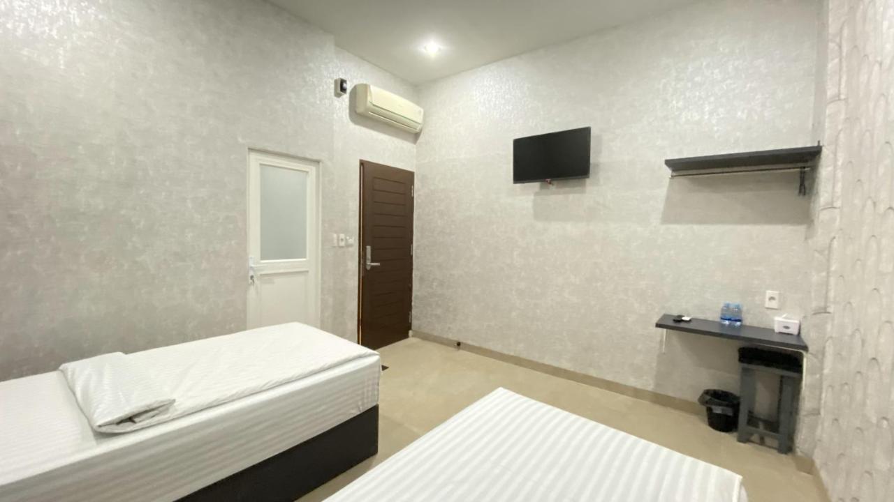 Hotel Cemara Asri 2*